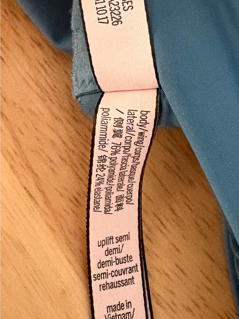 Victoria secret 38C Seamless aqua Lace-Back T-Shirt Bra - Women Intimates - Picture 5 of 8